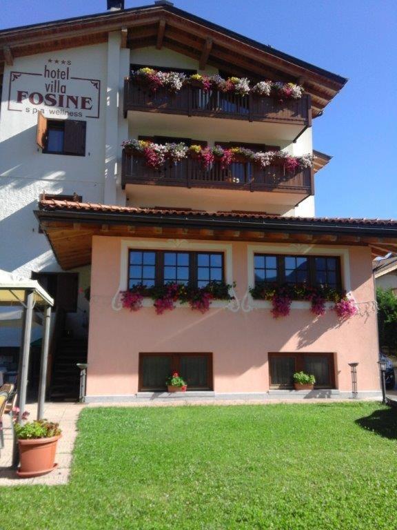 Hotel Villa Fosine Pinzolo Exteriér fotografie