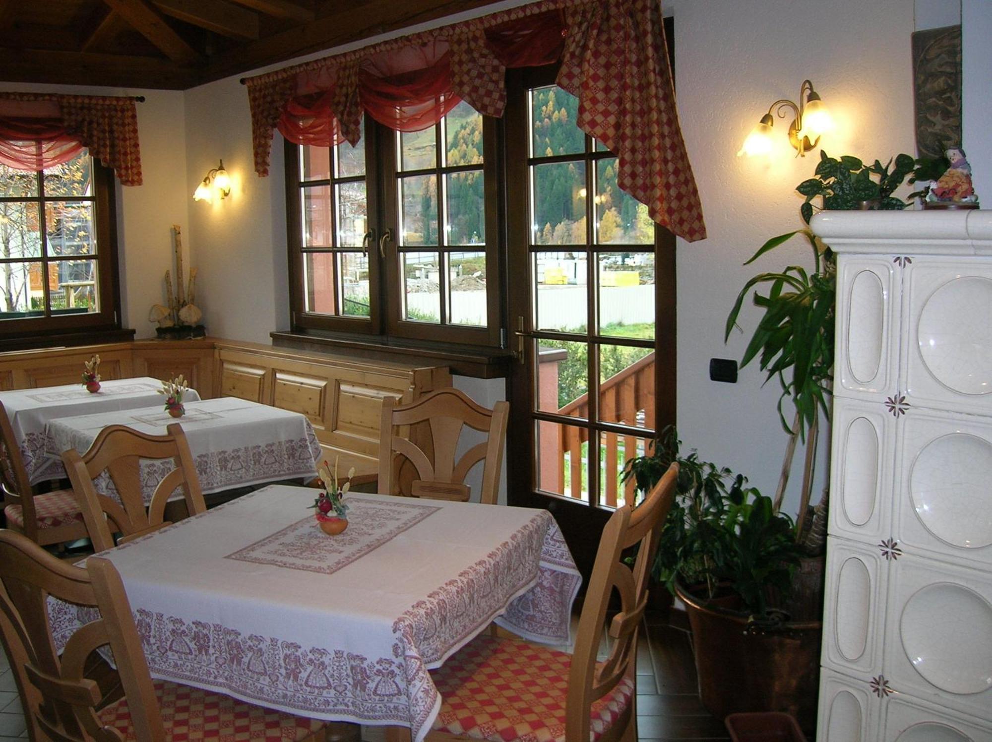 Hotel Villa Fosine Pinzolo Exteriér fotografie